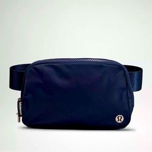 NEW LULULEMON Everywhere Belt Bag ORIGINAL True Navy NWT